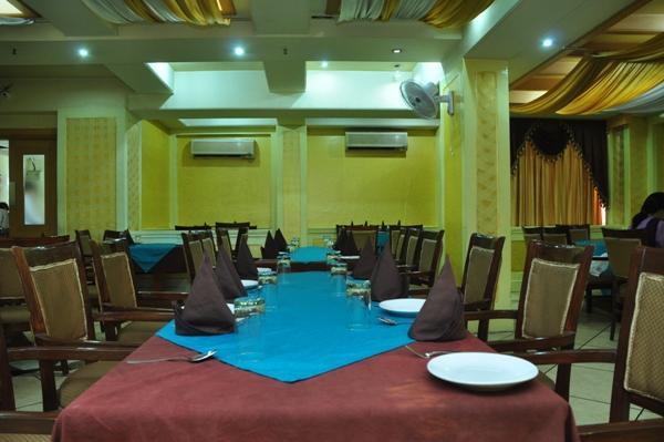 Royal Regency Hotel Ghaziabad Restaurant